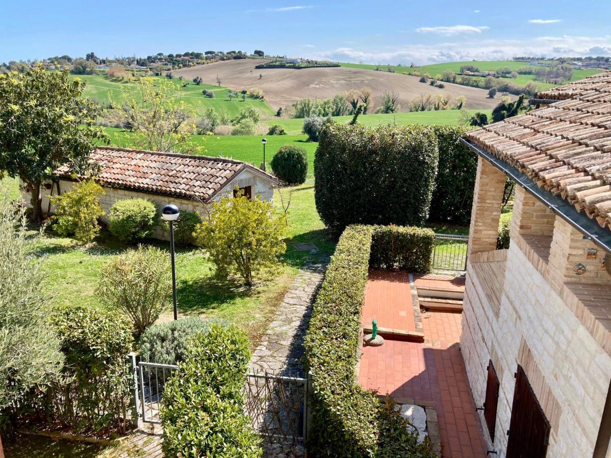 Appartamento S214 - Sirolo, trilocale con giardino in zona tranquilla Esterno foto